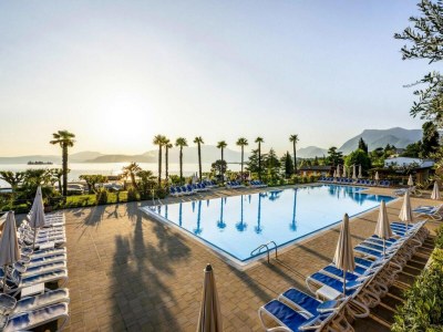 Holiday park Apartment in Manerba with barbecue in Lake Garda - Lombardy - Holiday park