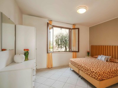 Holiday park Apartment in Manerba with barbecue - Features photo 12