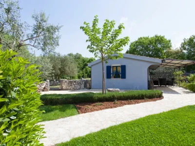 Holiday house Das blaue Haus in Dobrinj - Holiday house