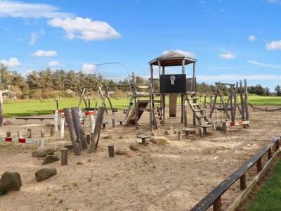 Holiday house vast cabin in camping resort - Outdoor photo 5