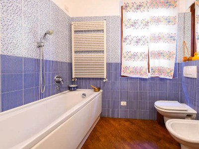 Apartment Apartment in the center of Salò - Features photo 18