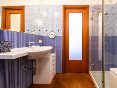 Apartment Apartment in the center of Salò - Features photo 19