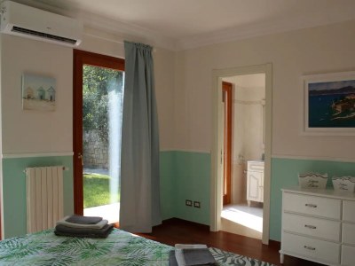 Holiday apartment Fantastic view villa in residence. Pool + AC - Features photo 24