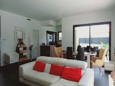 Holiday house Haus in Margaux mit Salzwasserpool & Weinbergen - Features photo 7