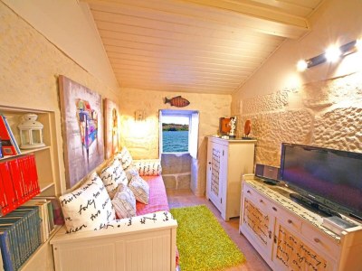 Cottage House in Combarro by the Sea - Features photo 3
