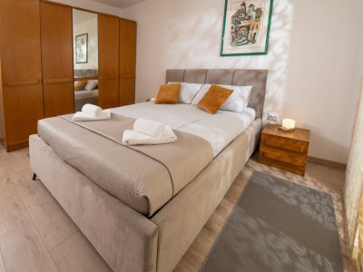 Apartment Apartment Point - Two Bedroom Apartment with Balcony - Features photo 17