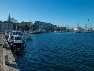 Apartment Apartment Point - Two Bedroom Apartment with Balcony - Outdoor photo 27