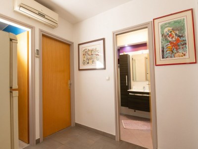 Apartment Apartment Point - Two Bedroom Apartment with Balcony - Outdoor photo 32