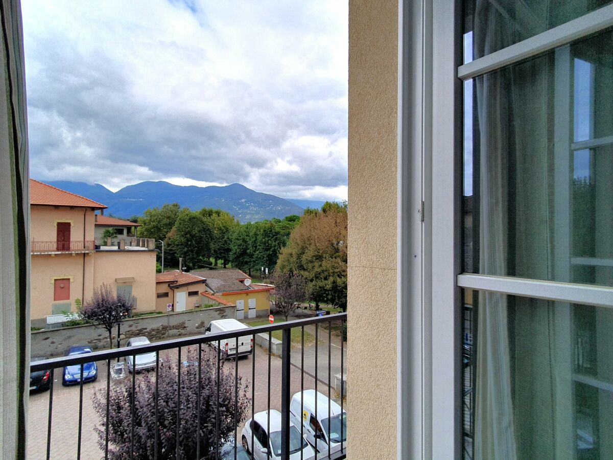 Apartment Apartment in Germignaga near Lake Maggiore - Outdoor photo 3