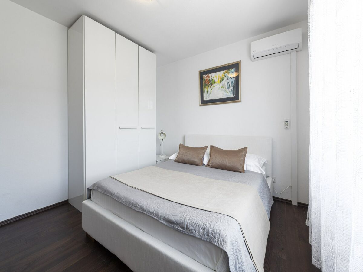 Apartment Guest House Rooms Rose - Romantic Double Room with Balcony and Sea View (No.1) - Features photo 4