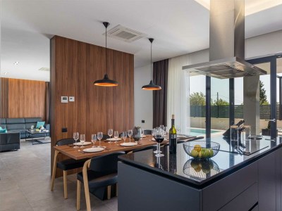 Villa Luxury Villa Bellatrix - Features photo 30