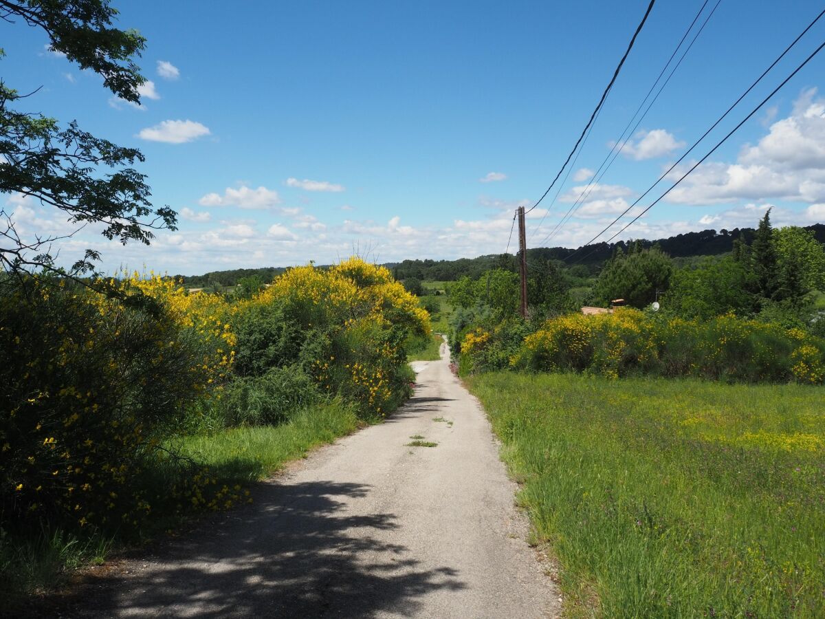 Holiday house Holiday Home in Villes-sur-Auzon with Pool - Outdoor photo 4