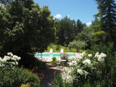 Holiday house Holiday Home in Villes-sur-Auzon with Pool - Outdoor photo 6