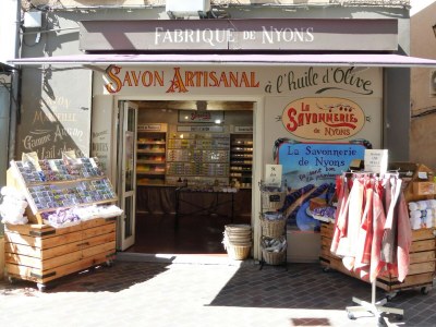 Holiday house Holiday Home in Villes-sur-Auzon with Pool - Environment photo 28