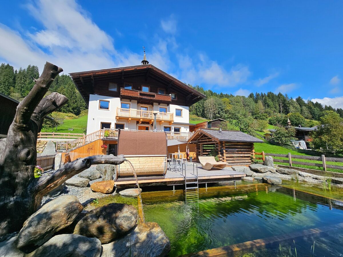 Holiday house Bauernhaus in Bramberg mit Naturteich - Outdoor photo 3