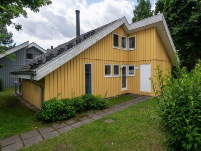 Holiday house Ferienhaus im Ferienpark Mirow - Outdoor photo 3