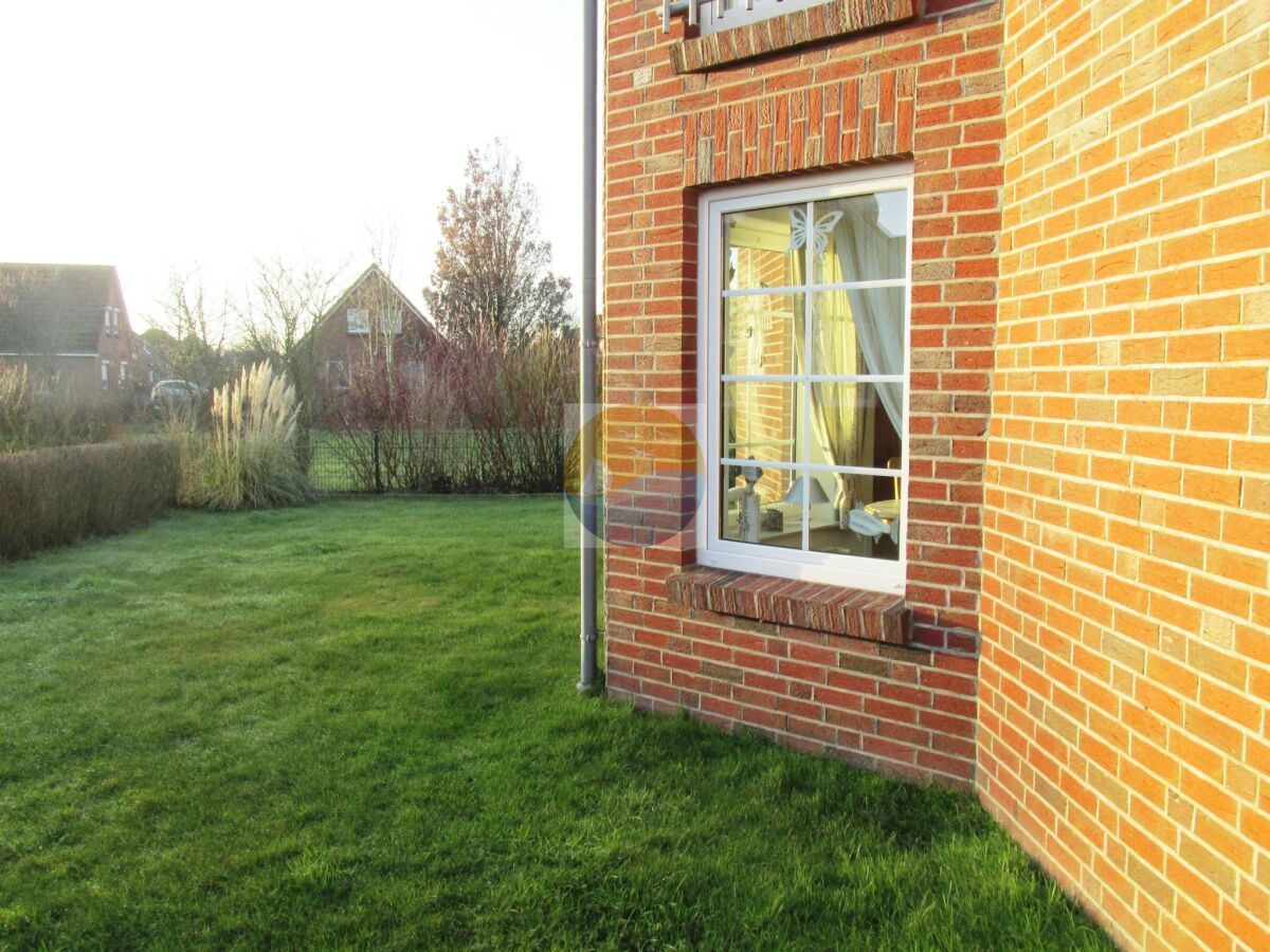 Holiday house Schicke Doppelhaushälfte in Neßmersiel - Outdoor photo 2