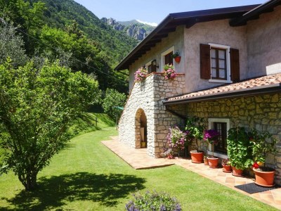 Holiday park Appartements Casa Tamas in Limone - Outdoor photo 13