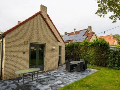 Holiday house Holiday home in Ewijk in a beautiful area - Outdoor photo 4