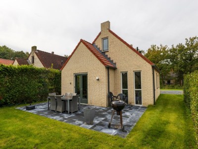 Holiday house Verlockendes Ferienhaus mit Garten - Outdoor photo 3