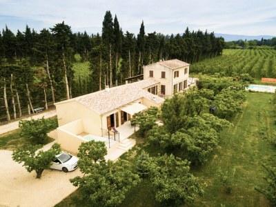 Holiday house Gîte Charmant in Caumont sur Durance - Holiday house