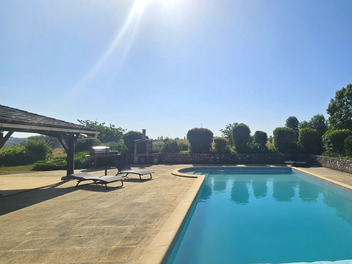 Holiday house La Noisette - Outdoor photo 5