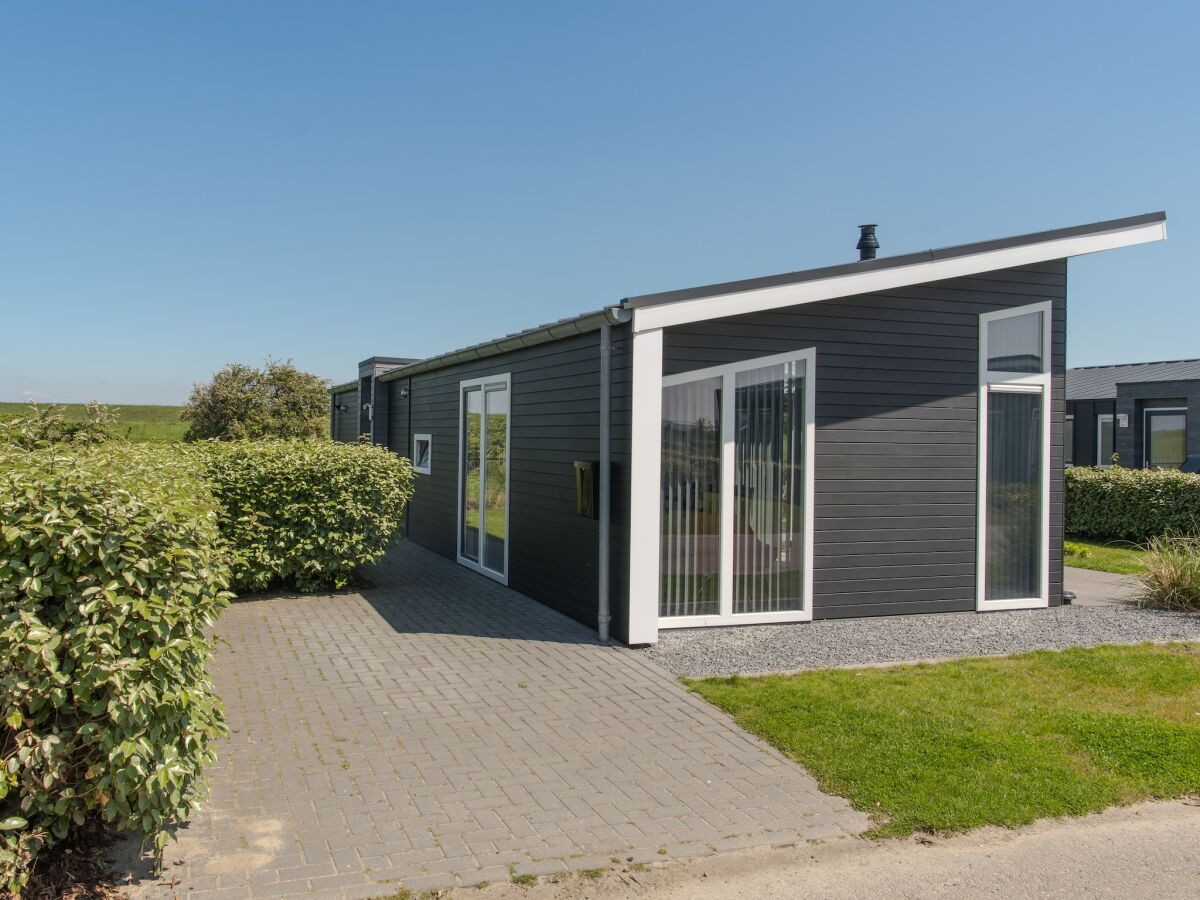 Holiday park Holiday Home at Oosterschelde Water Resort - Outdoor photo 4