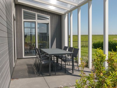 Holiday park Haus in Wemeldinge nahe Marina für 4 Von Belvilla - Outdoor photo 2