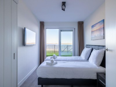 Holiday house Wohnung in Sint-Annaland am Hafen - Features photo 27