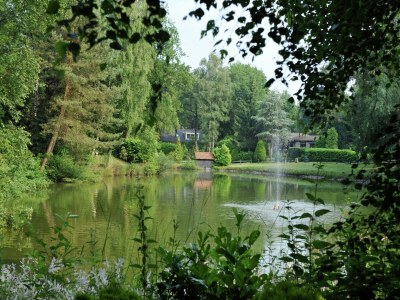 Holiday park Chalet in Parc de Kievit with Private Garden - Outdoor photo 2