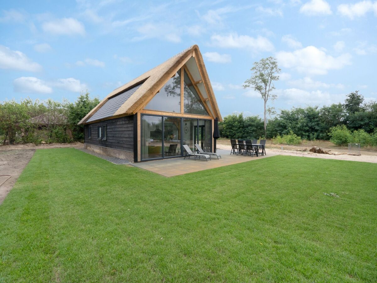 Holiday park Holiday Home with Pond View in Brabant - Outdoor photo 3