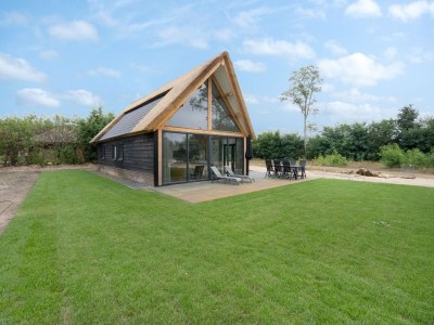 Holiday park Holiday Home with Pond View in Brabant - Outdoor photo 3