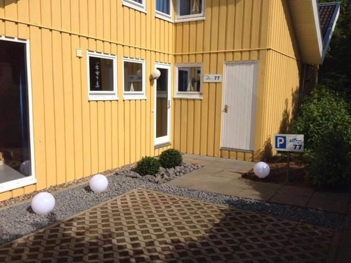 Holiday house Ferienhaus im Ferienpark Mirow - Outdoor photo 3