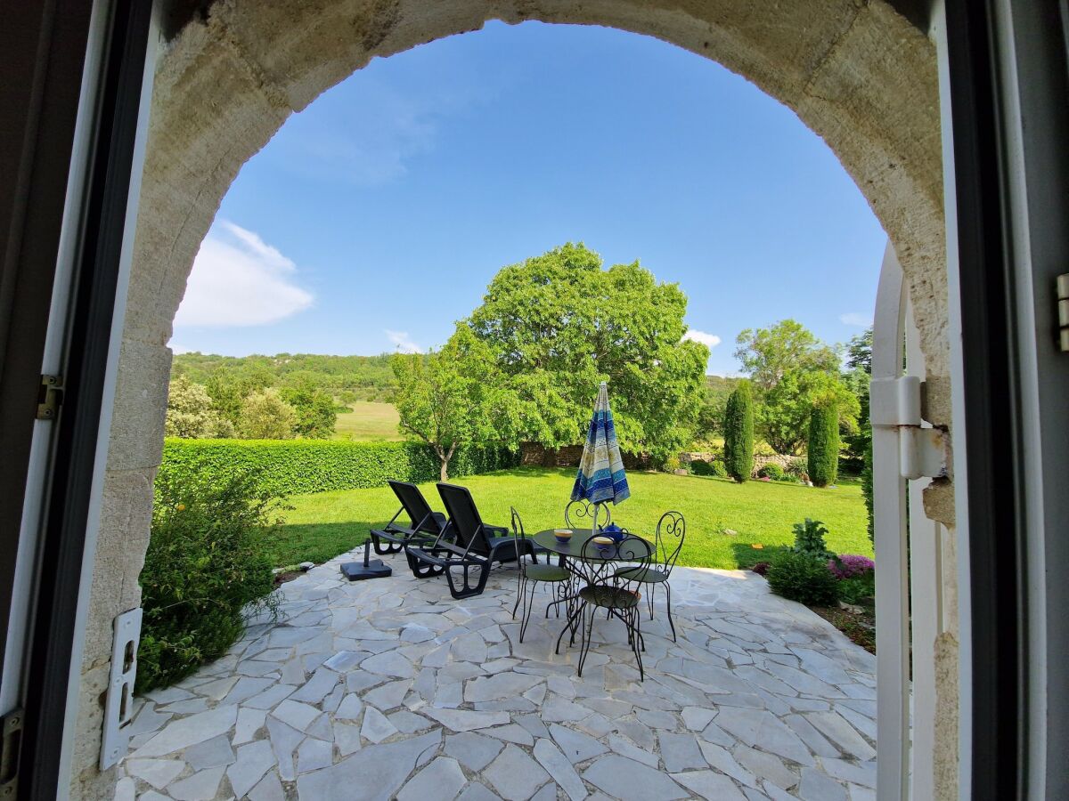 Holiday house Country House in Lussan near Pont du Gard - Outdoor photo 2