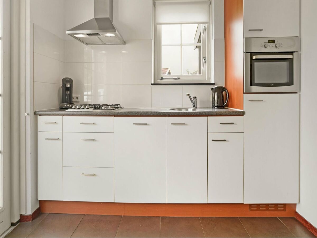 Holiday house Bungalow in Zuytland Buiten by the Water - Features photo 4