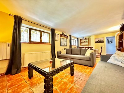 Holiday house Farmhouse Apartment with Pool - Features photo 11