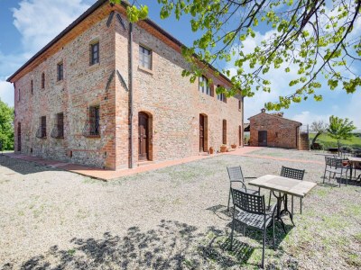 Apartment Apartment in Peccioli with pool - Outdoor photo 11