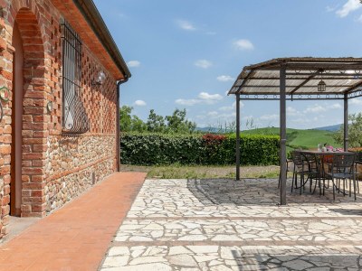 Apartment Schöne Wohnung mit Pool - Outdoor photo 8