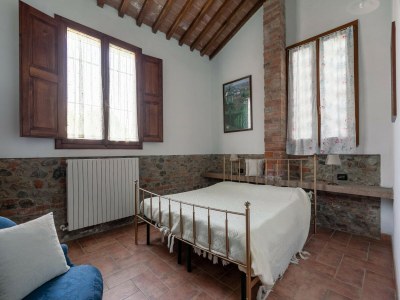 Apartment Schöne Wohnung mit Pool - Features photo 24