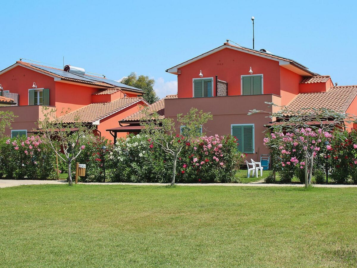 Holiday park Apartment in Tuscany near Sandy Beaches - Outdoor photo 2