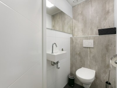 Holiday park Chalet in Wemeldinge am Teich für 4 Von Belvilla - Features photo 10