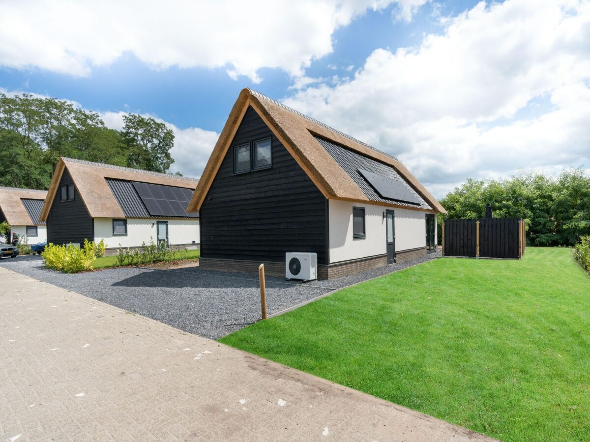 Holiday park Ferienhaus in Baarle-Nassau mit Gemeinschaftspool - Outdoor photo 4