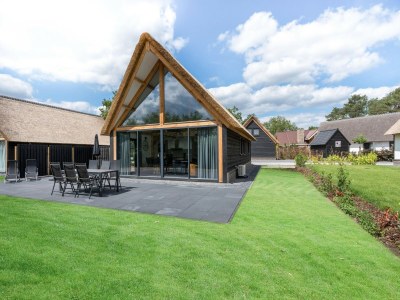 Holiday park Ferienhaus in Baarle-Nassau mit Gemeinschaftspool - Holiday park