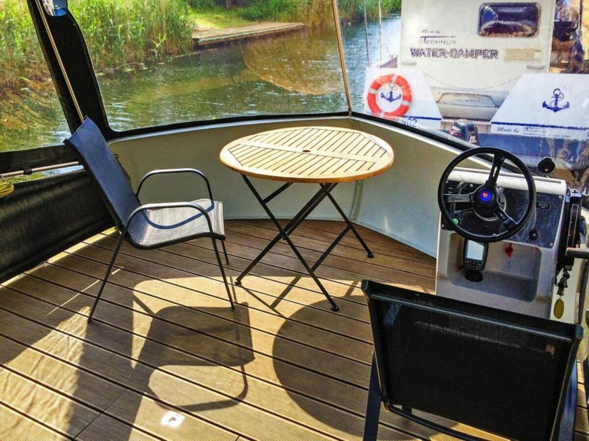 House boat Hausboot auf der Peene, Demmin - Outdoor photo 5