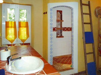 Holiday house Cozy Noves Home with Pool Access - Features photo 9