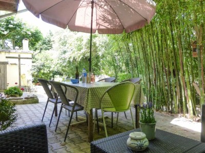 Holiday house Cozy Noves Home with Pool Access - Outdoor photo 21