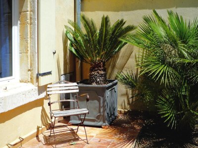 Holiday house Cozy Noves Home with Pool Access - Outdoor photo 23