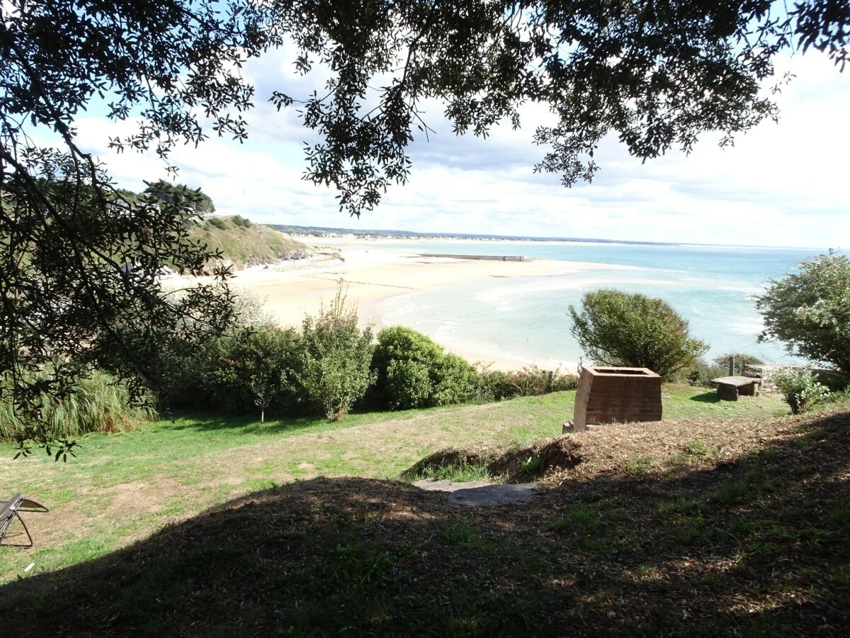 Holiday house Villa in Normandy with Beach Access - Outdoor photo 5