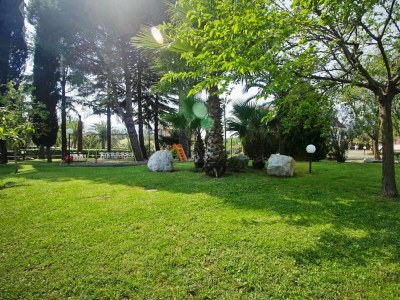 Holiday park Apartment in Loano with garden - Outdoor photo 4
