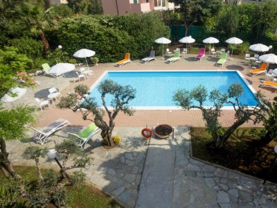Holiday park Apartment in Loano with garden - Outdoor photo 11